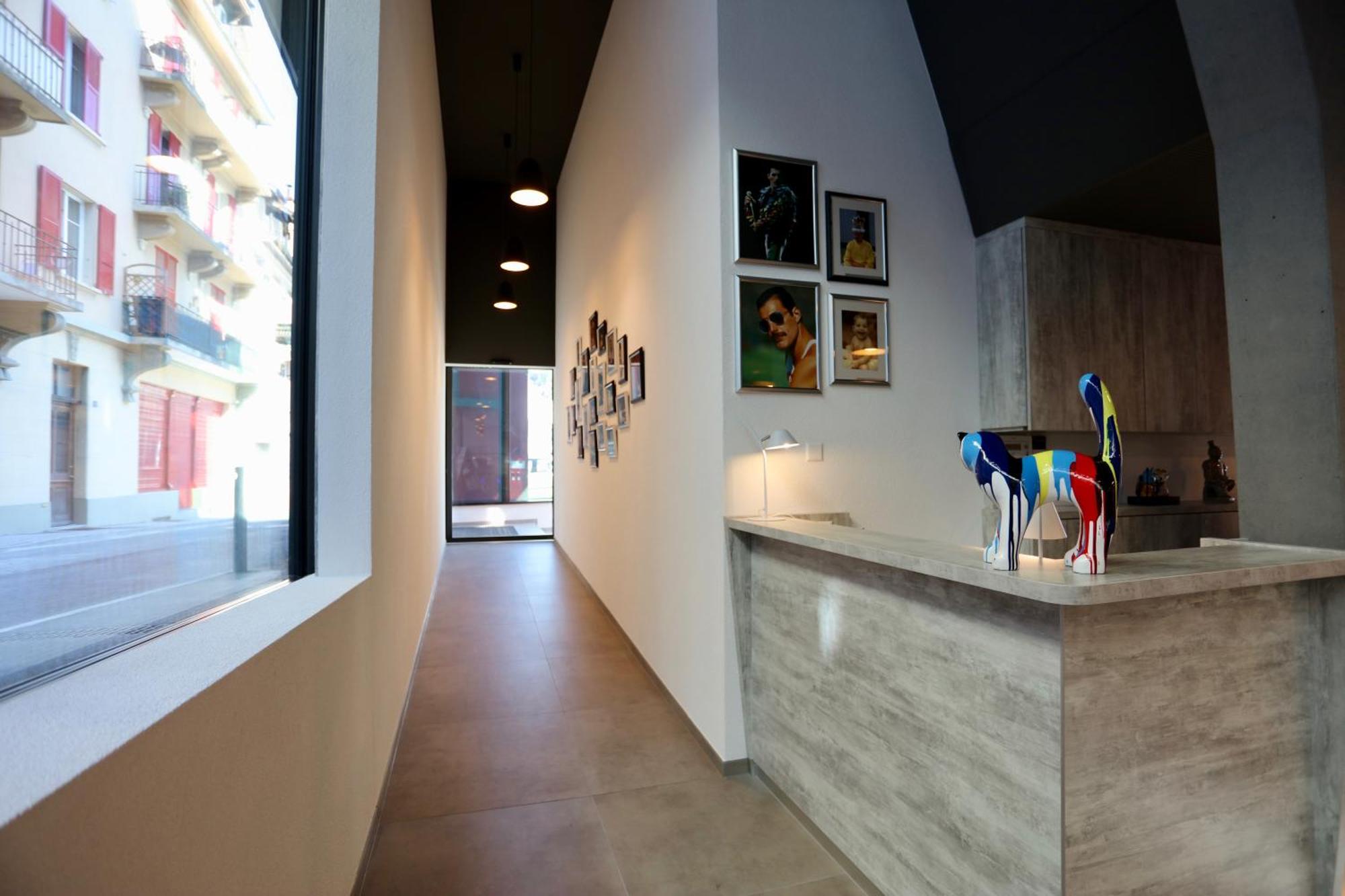 "The Freddie Mercury" Hotel モントルー エクステリア 写真